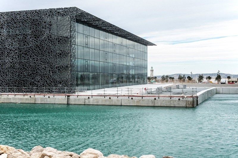 Здание Музея цивилизаций Средиземноморья и Европы (MuCEM)